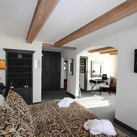 Hotel Ermitage 3*