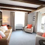Ermitage 3* シャトー・デー
